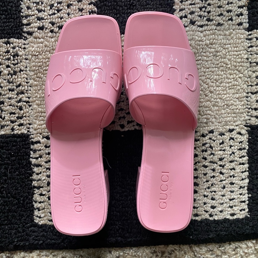 Pink Gucci Slides Rubber Wild Rose Mules